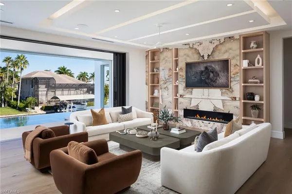 $13,995,000 | 223 Bayview Avenue, Naples, FL 34108