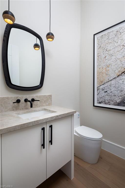 223 Bayview Avenue Naples, FL 34108 - Photo 10 of 43