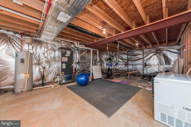 2082 Mallard Lane Locust Grove, VA 22508 - Photo 27 of 32 a view of a room with gym equipment