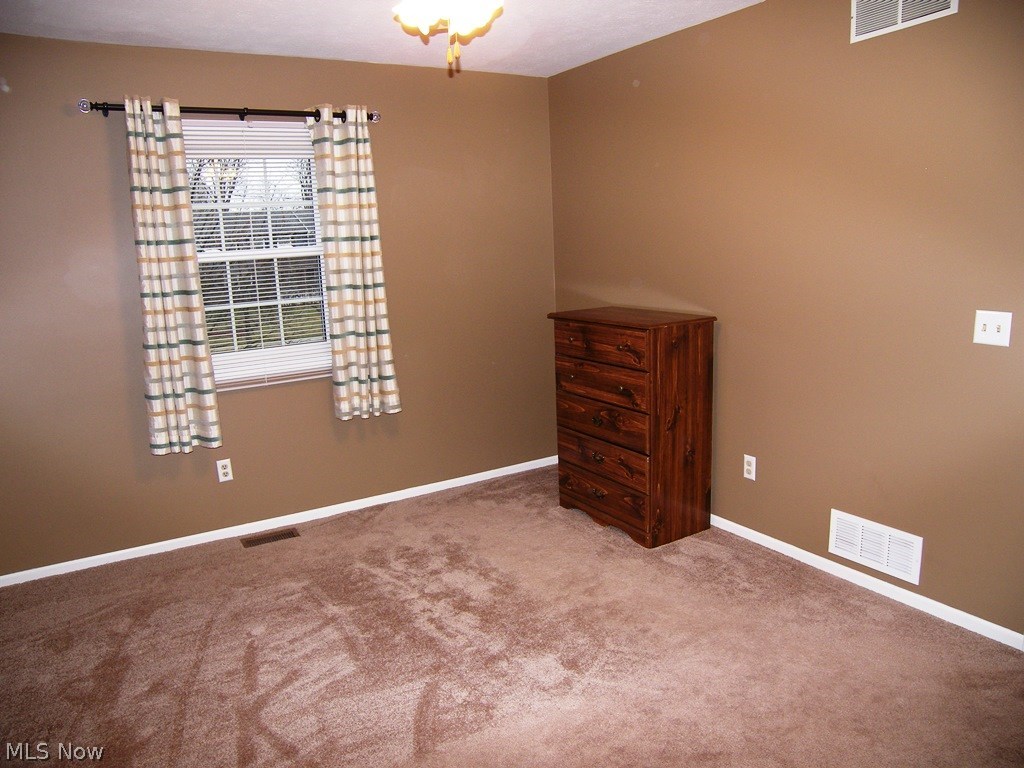 32105 Arthur Road Solon, OH 44139 - Photo 15 of 22 Bedroom #2