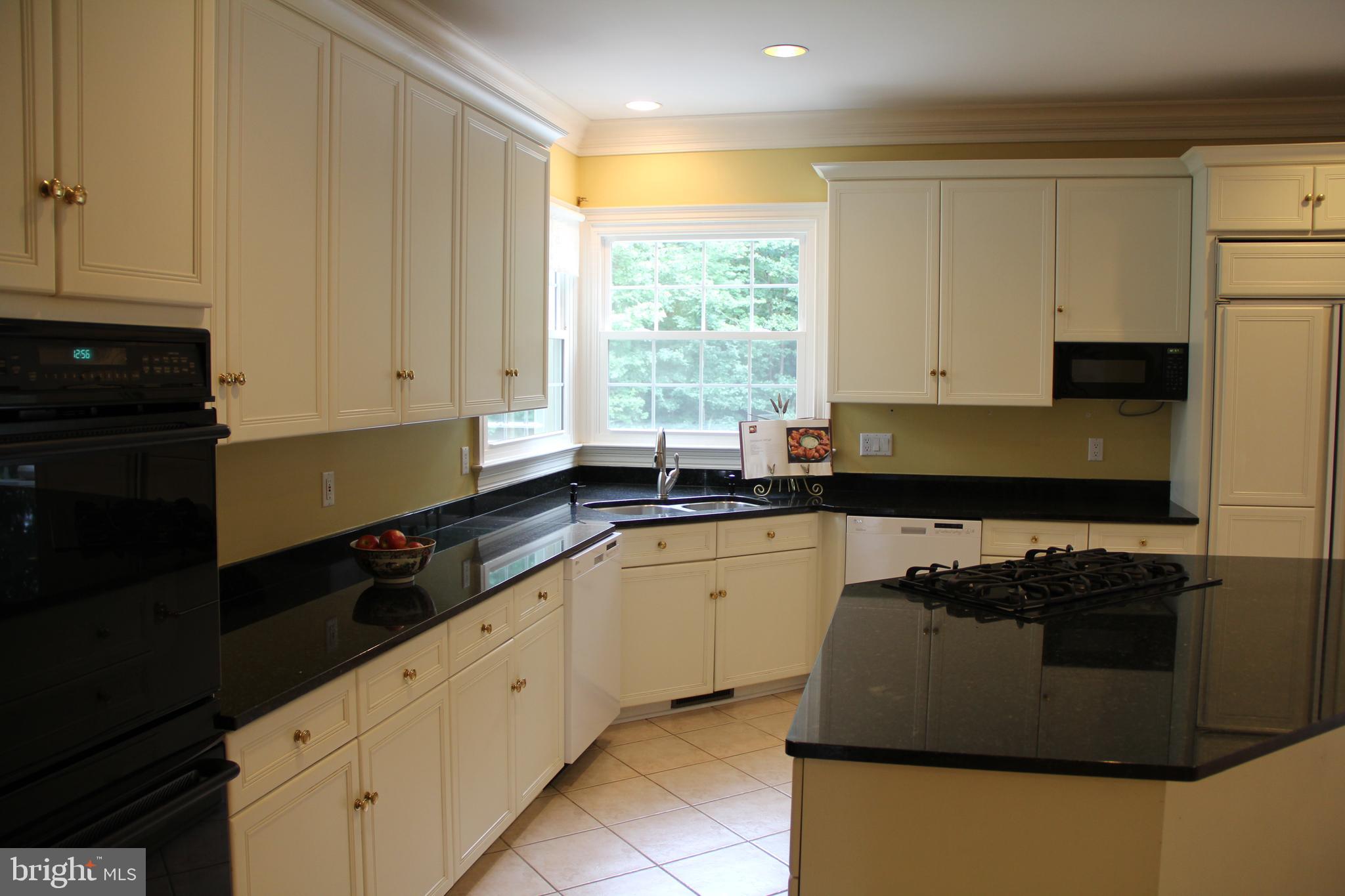 896 Chinquapin Road McLean, VA 22102 - Photo 24 of 58