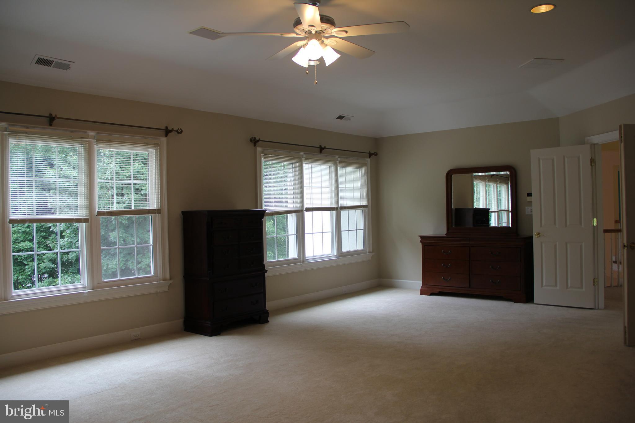 896 Chinquapin Road McLean, VA 22102 - Photo 34 of 58