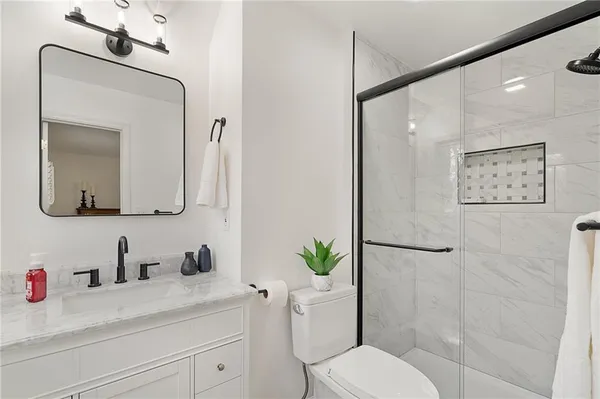 $499,000 | 9810 West 100th Terrace, Overland Park, KS 66212