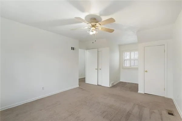 $499,000 | 9810 West 100th Terrace, Overland Park, KS 66212
