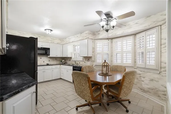 $510,000 | 9810 West 100th Terrace, Overland Park, KS 66212