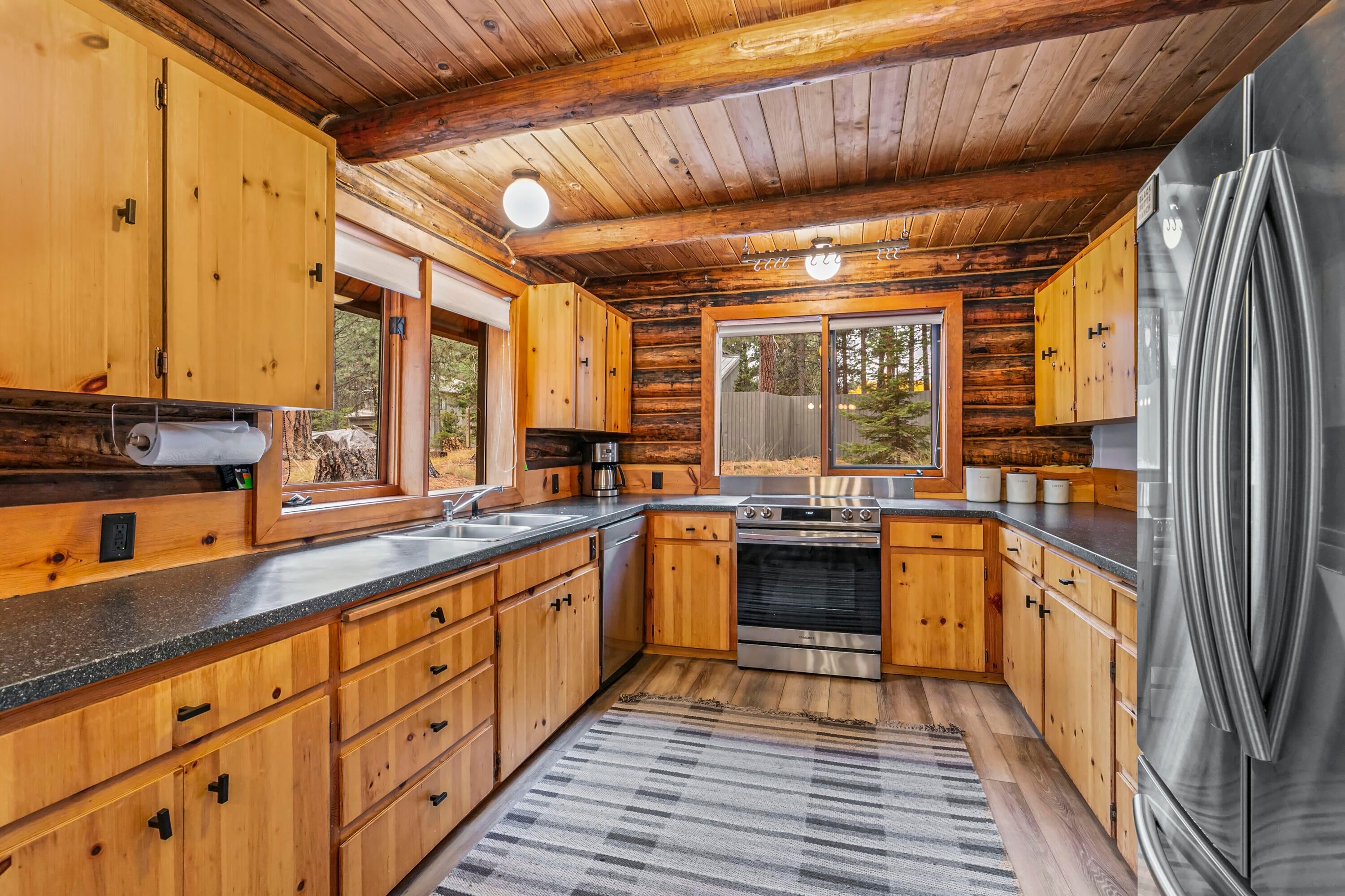 13579 Sundew, Unit SM 34 Black Butte Ranch, OR 97759 - Photo 12 of 23 Gallery Image 12