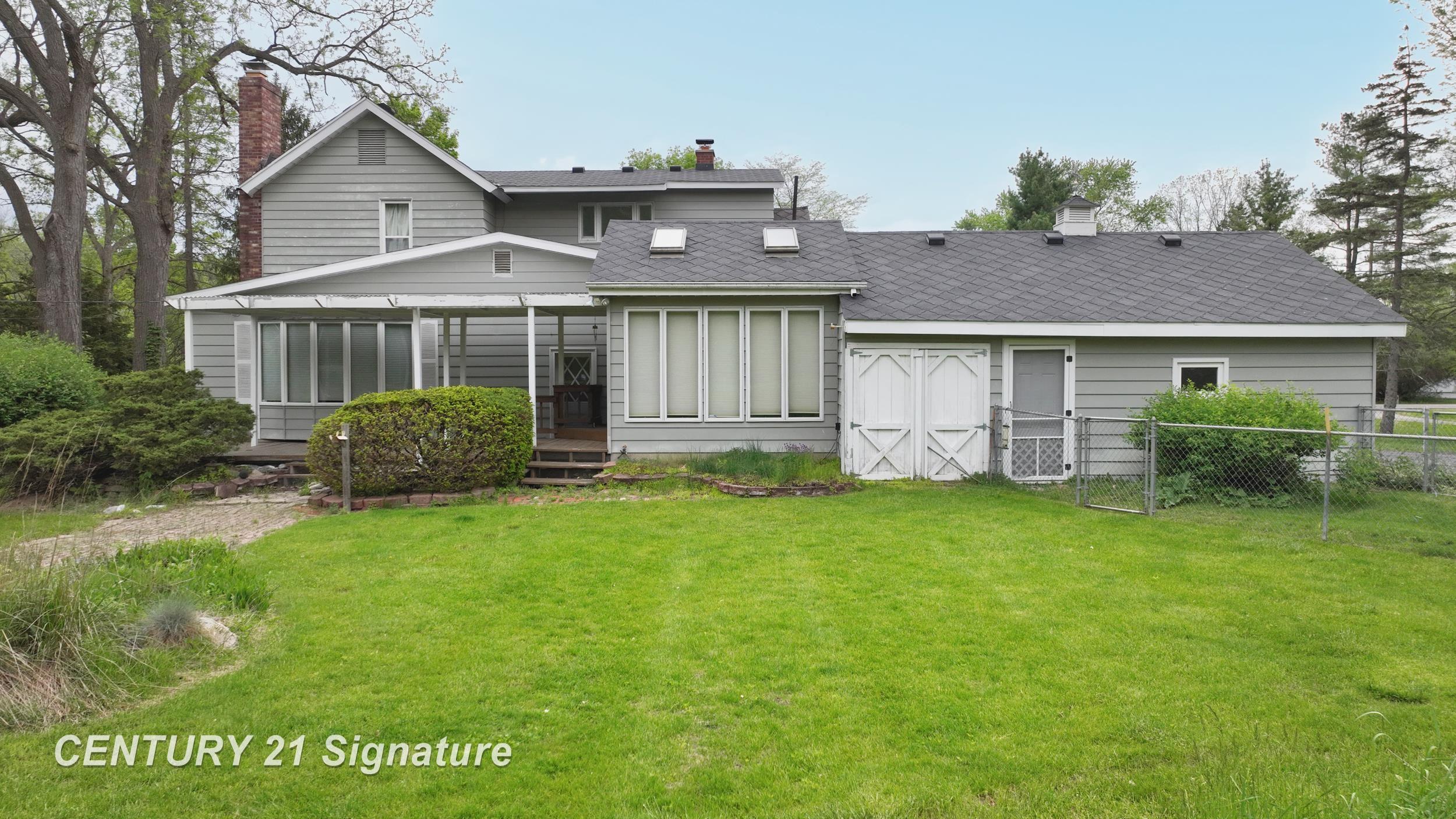 5501 Calkins Road Flint, MI 48532 - Photo 4 of 33
