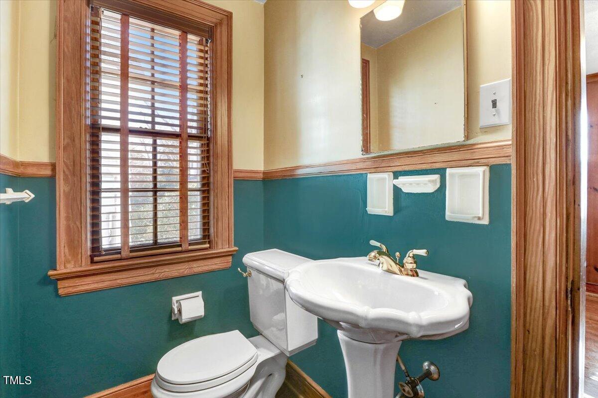 1015 Brooks Avenue Raleigh, NC 27607 - Photo 17 of 58 Half Bath in Study
