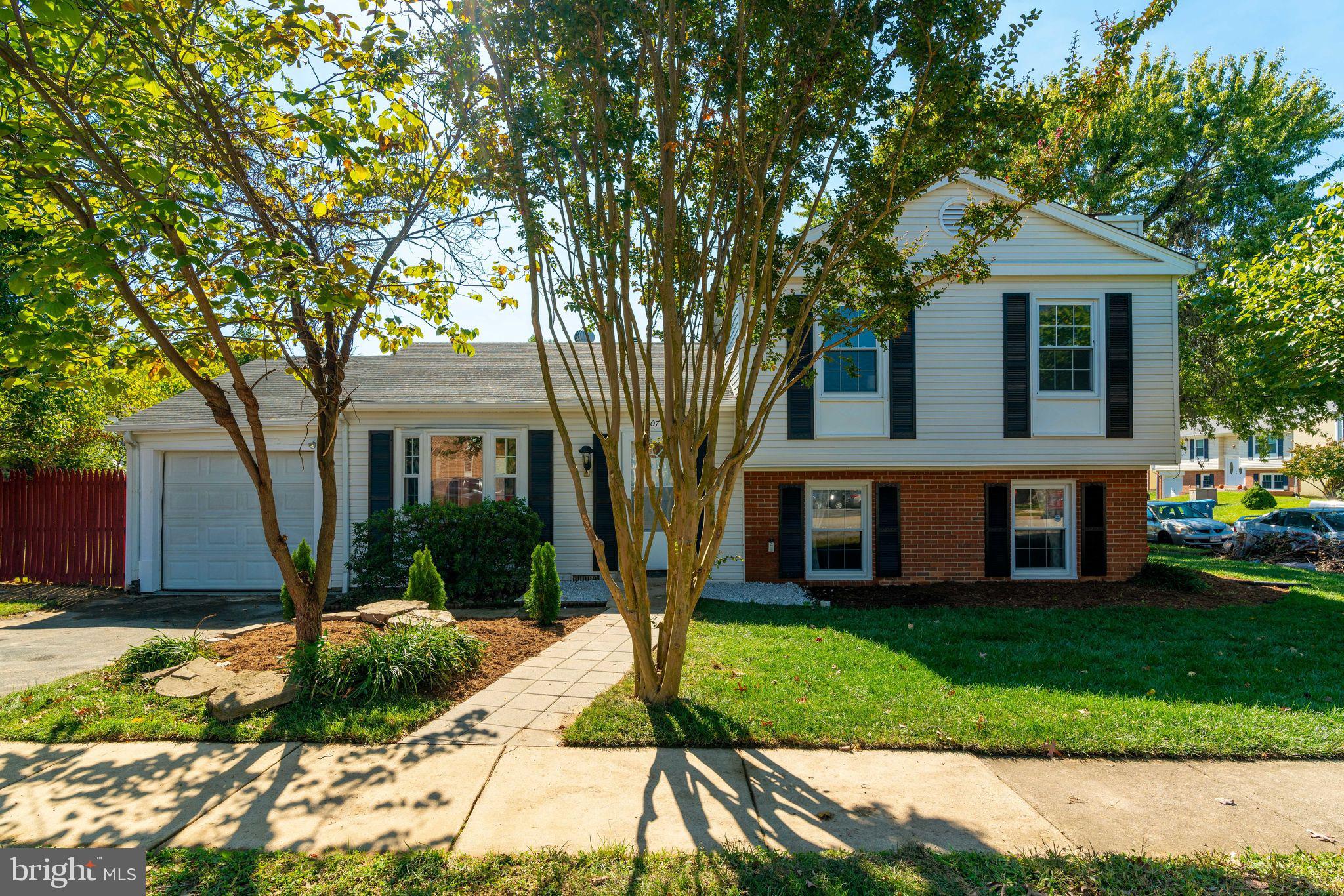 7107 Villa Park Road Springfield, VA 22150 - Photo 2 of 37 Front Exterior