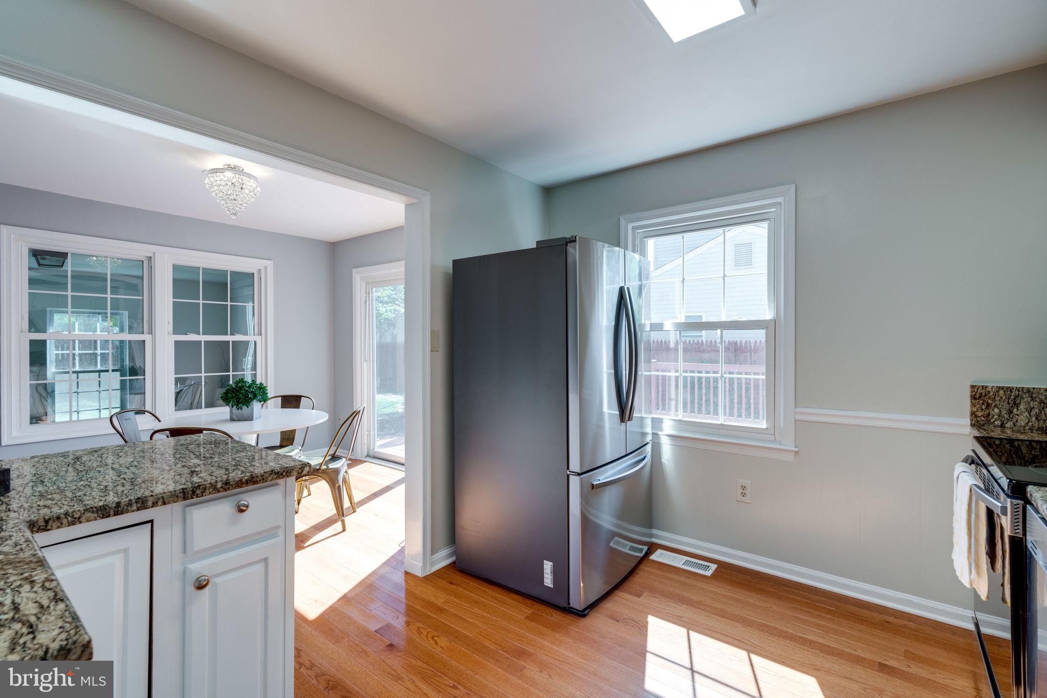7107 Villa Park Road Springfield, VA 22150 - Photo 11 of 37 Kitchen off Dining Room