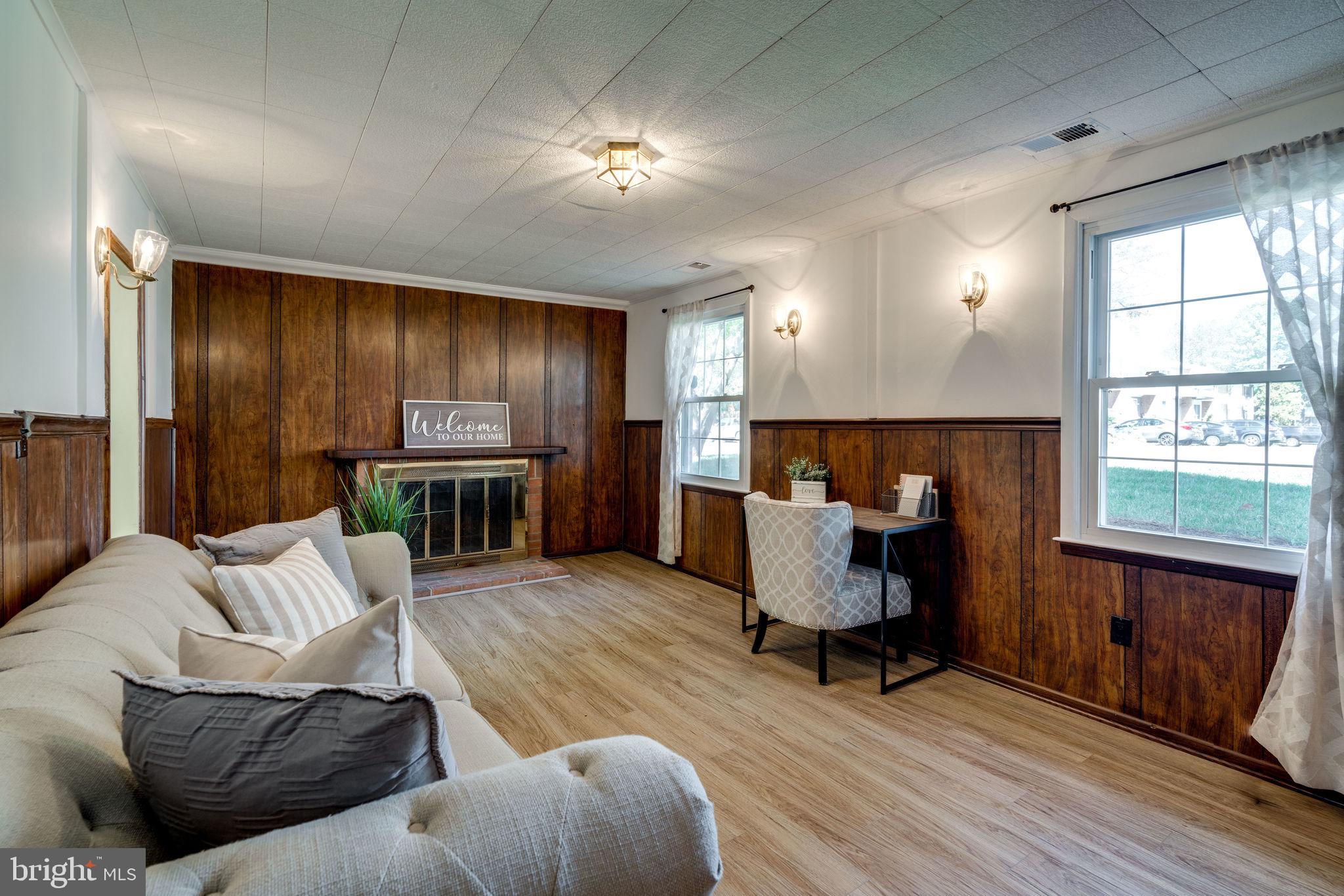 7107 Villa Park Road Springfield, VA 22150 - Photo 25 of 37 Family Room