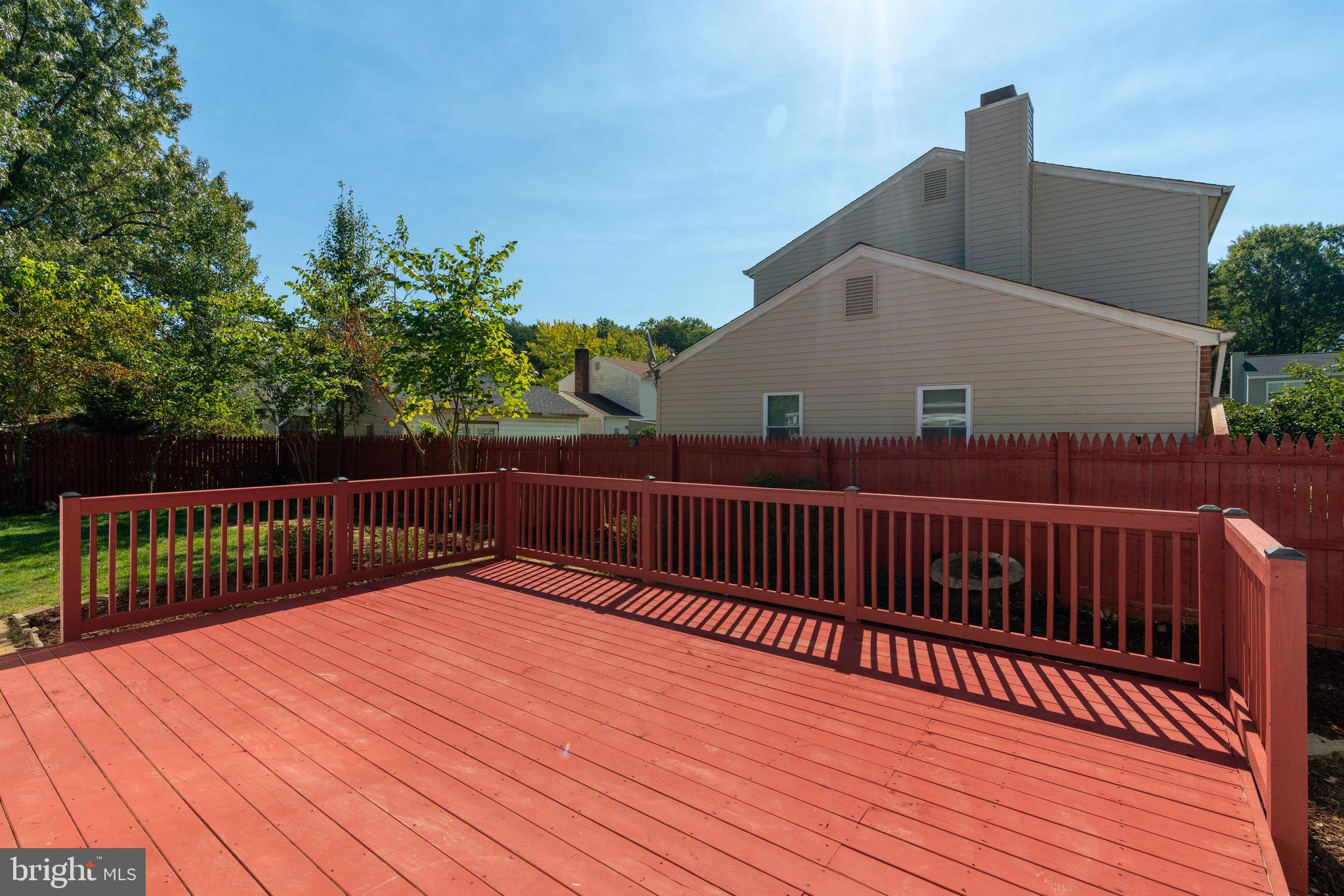 7107 Villa Park Road Springfield, VA 22150 - Photo 29 of 37 Rear Deck