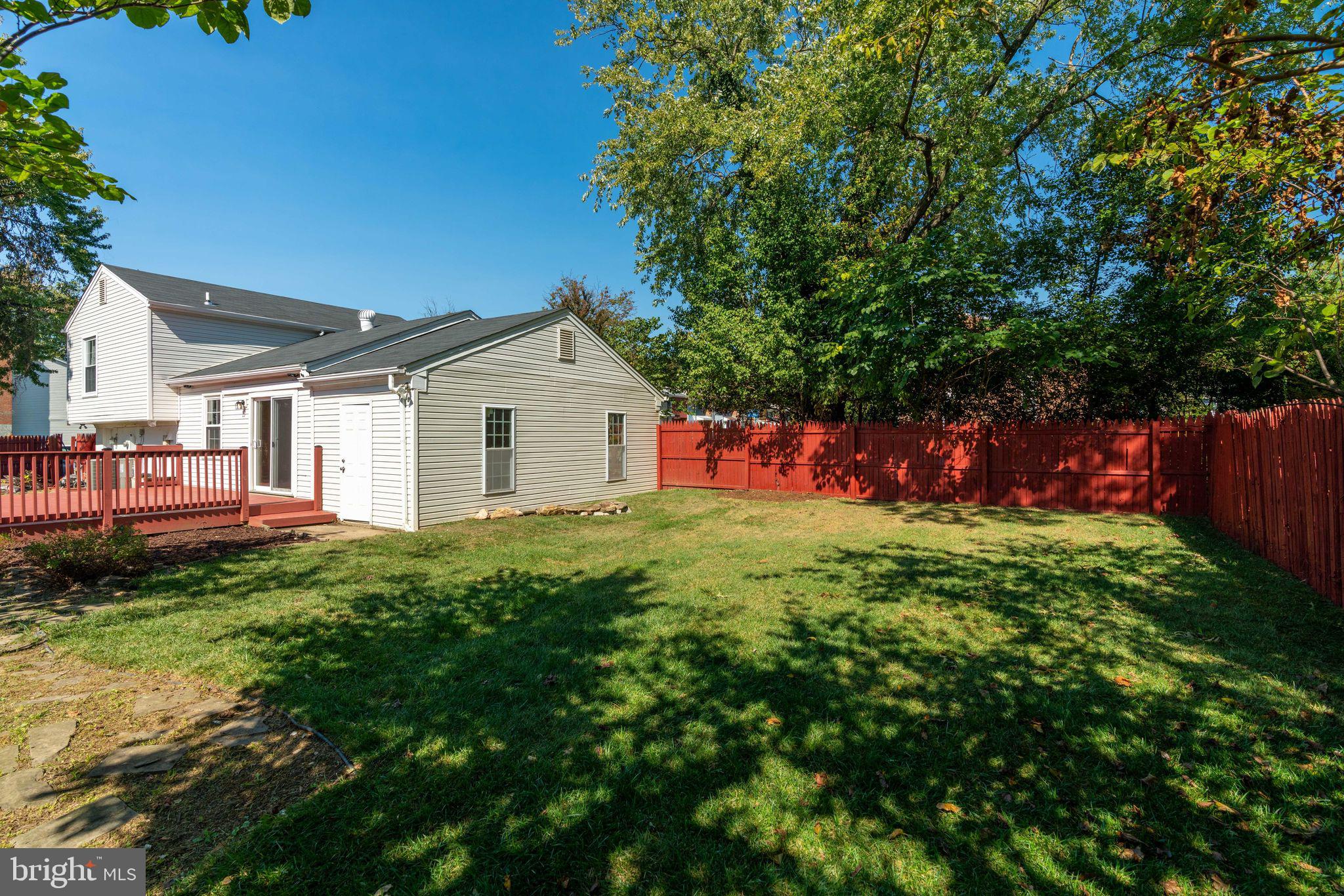 7107 Villa Park Road Springfield, VA 22150 - Photo 32 of 37 Large Fenced Yard