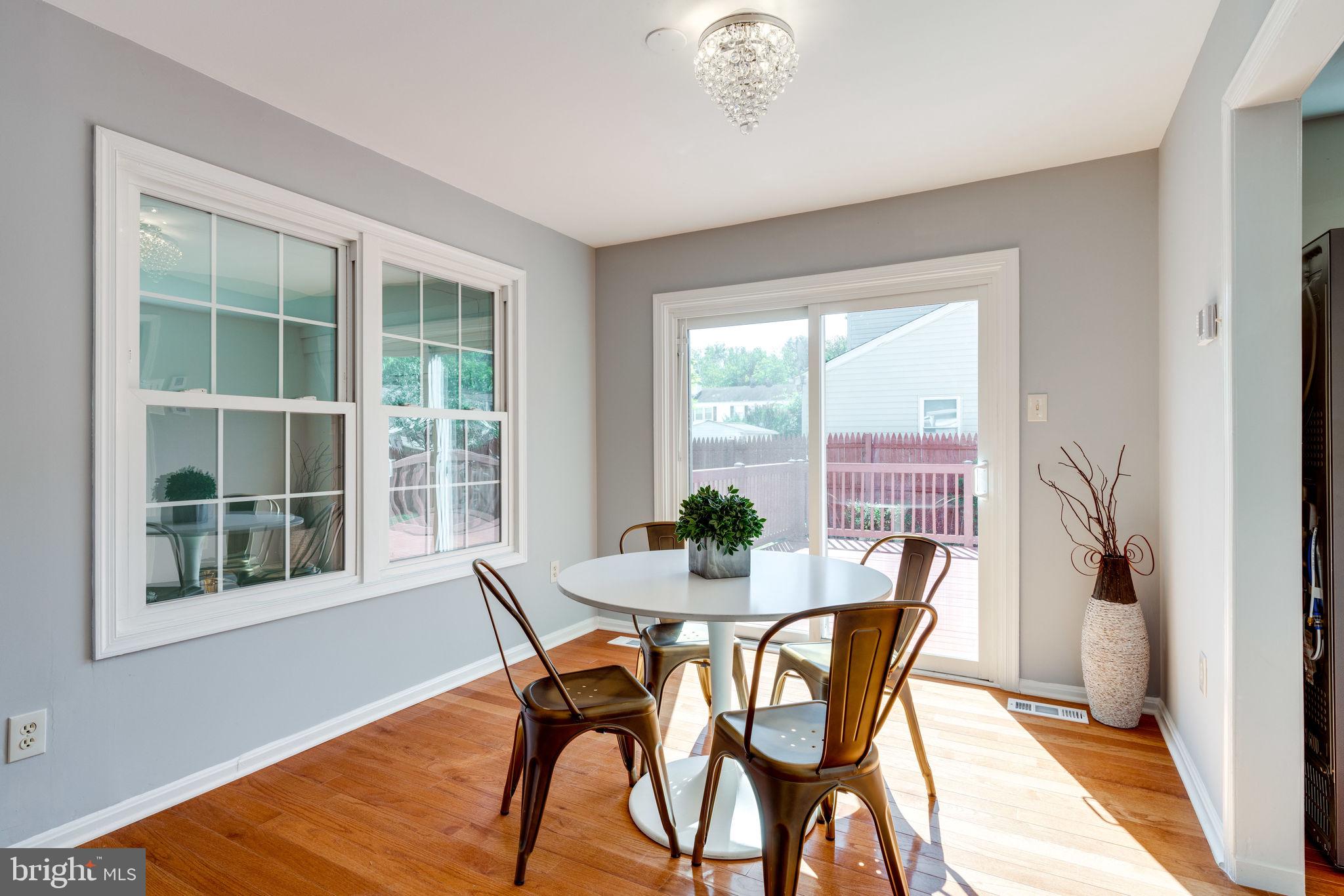 7107 Villa Park Road Springfield, VA 22150 - Photo 7 of 37 Dining Room