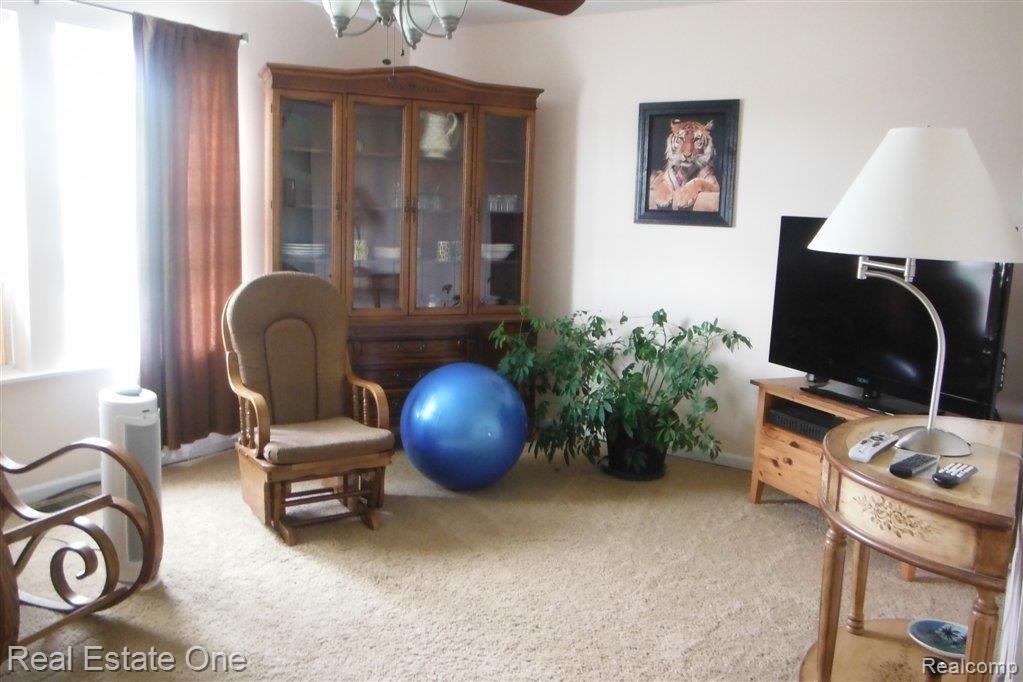 19833 Williamsville Road Gregory, MI 48137 - Photo 4 of 13 022.JPG