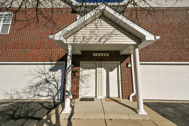 $340,000 | 12248 West Virginia Circle, Unit 7, Franklin, WI 53132