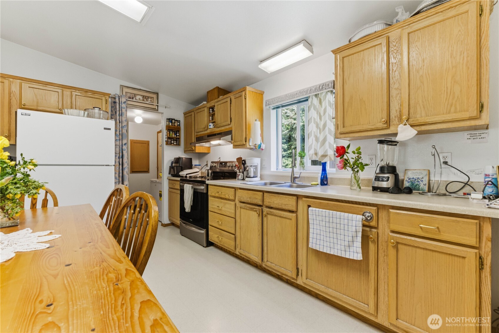 9818 Entiat River Road Entiat, WA 98822 - Photo 6 of 34
