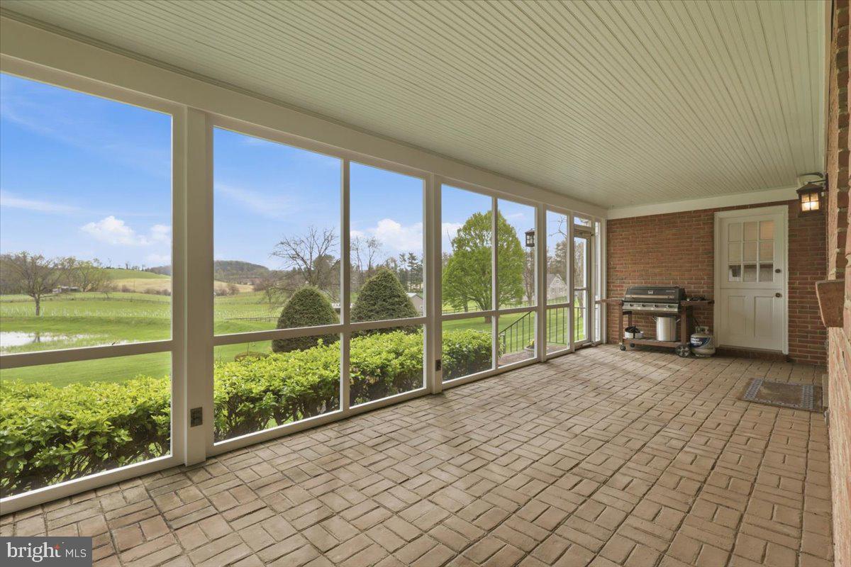 6501 Green Valley Road New Market, MD 21774 - Photo 15 of 55