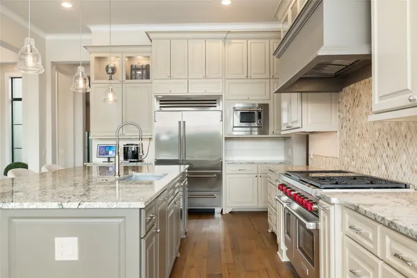 $1,999,900 | 23310 Vista De Tres Lagos, Spring, TX 77389