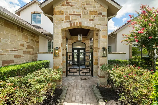 $1,999,900 | 23310 Vista De Tres Lagos, Spring, TX 77389