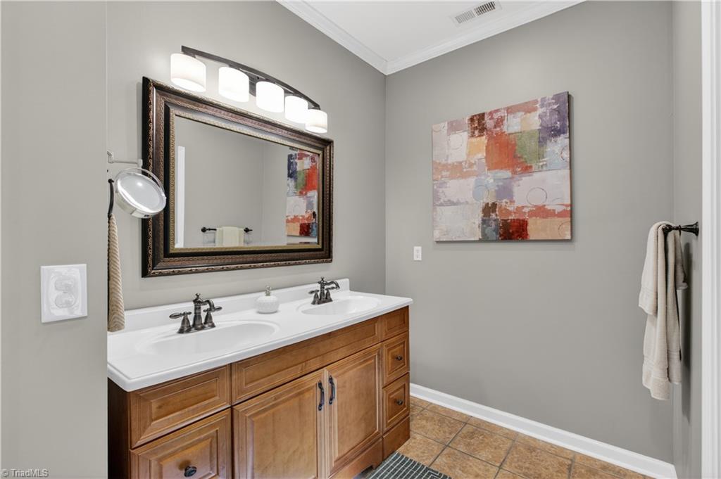 1380 Ridgewood Circle Asheboro, NC 27203 - Photo 19 of 45