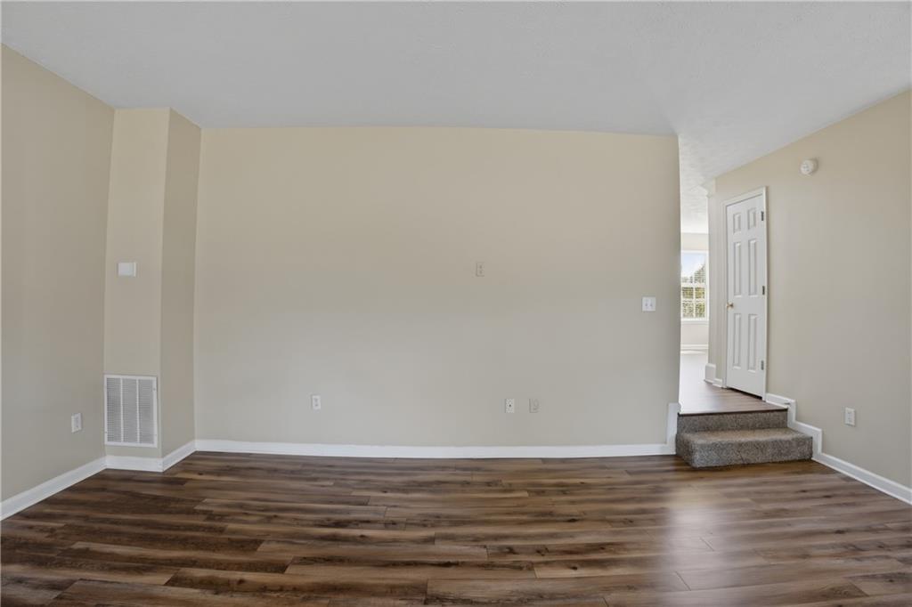 401 Overlook Conyers, GA 30012 - Photo 11 of 49