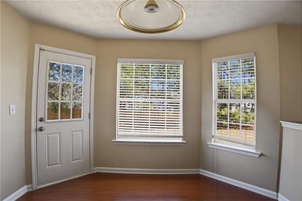 401 Overlook Conyers, GA 30012 - Photo 8 of 49