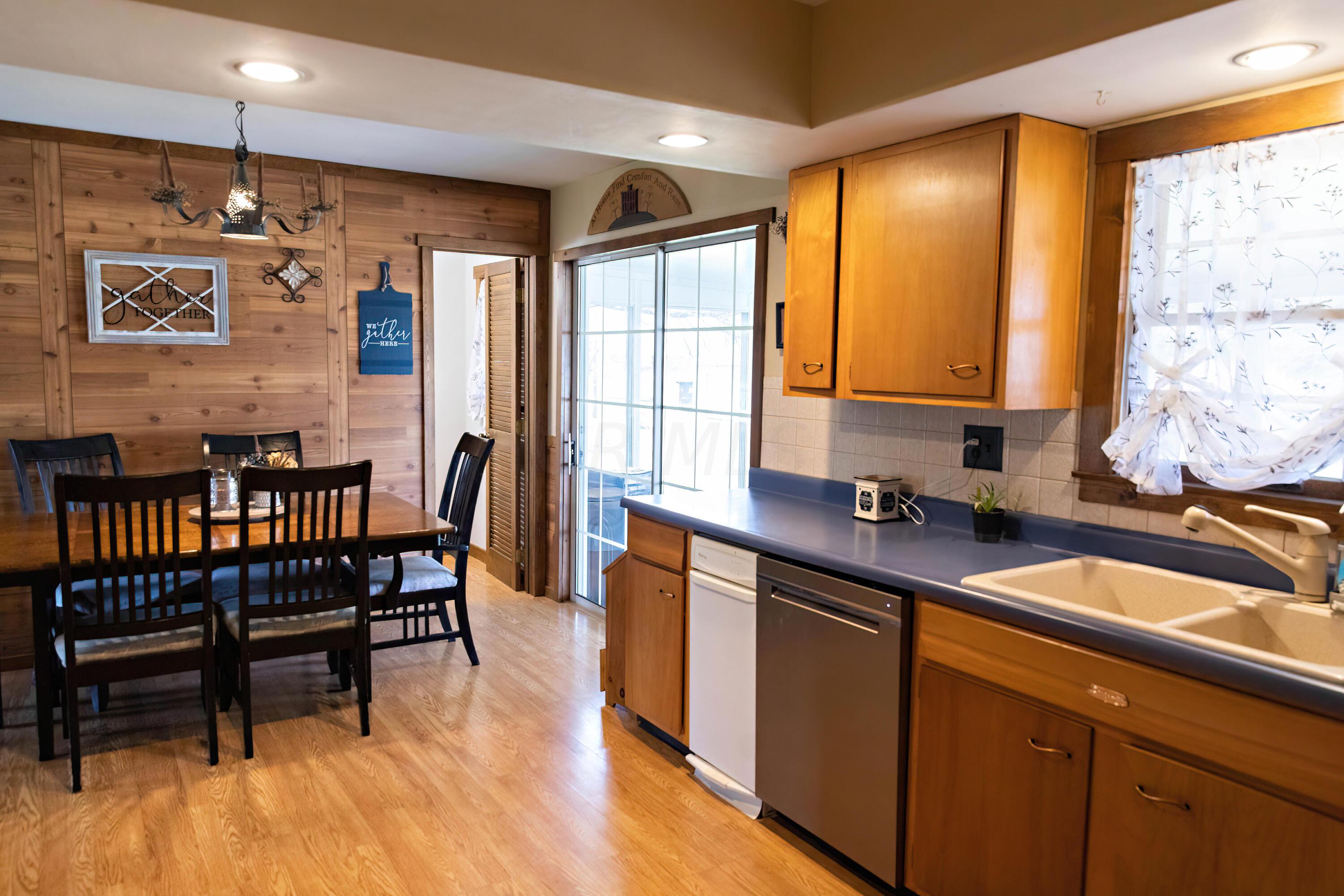 71 Sunset Road Londonderry, OH 45647 - Photo 14 of 46 014