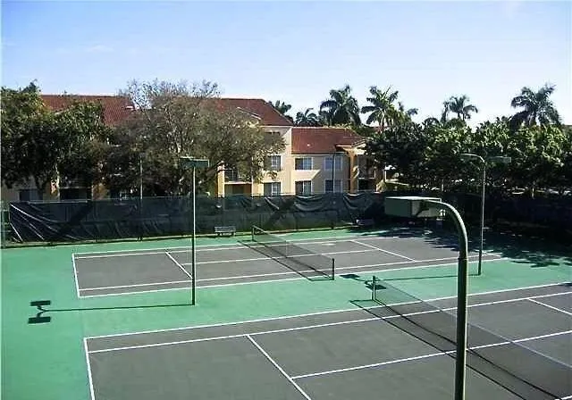 a view of a tennis court