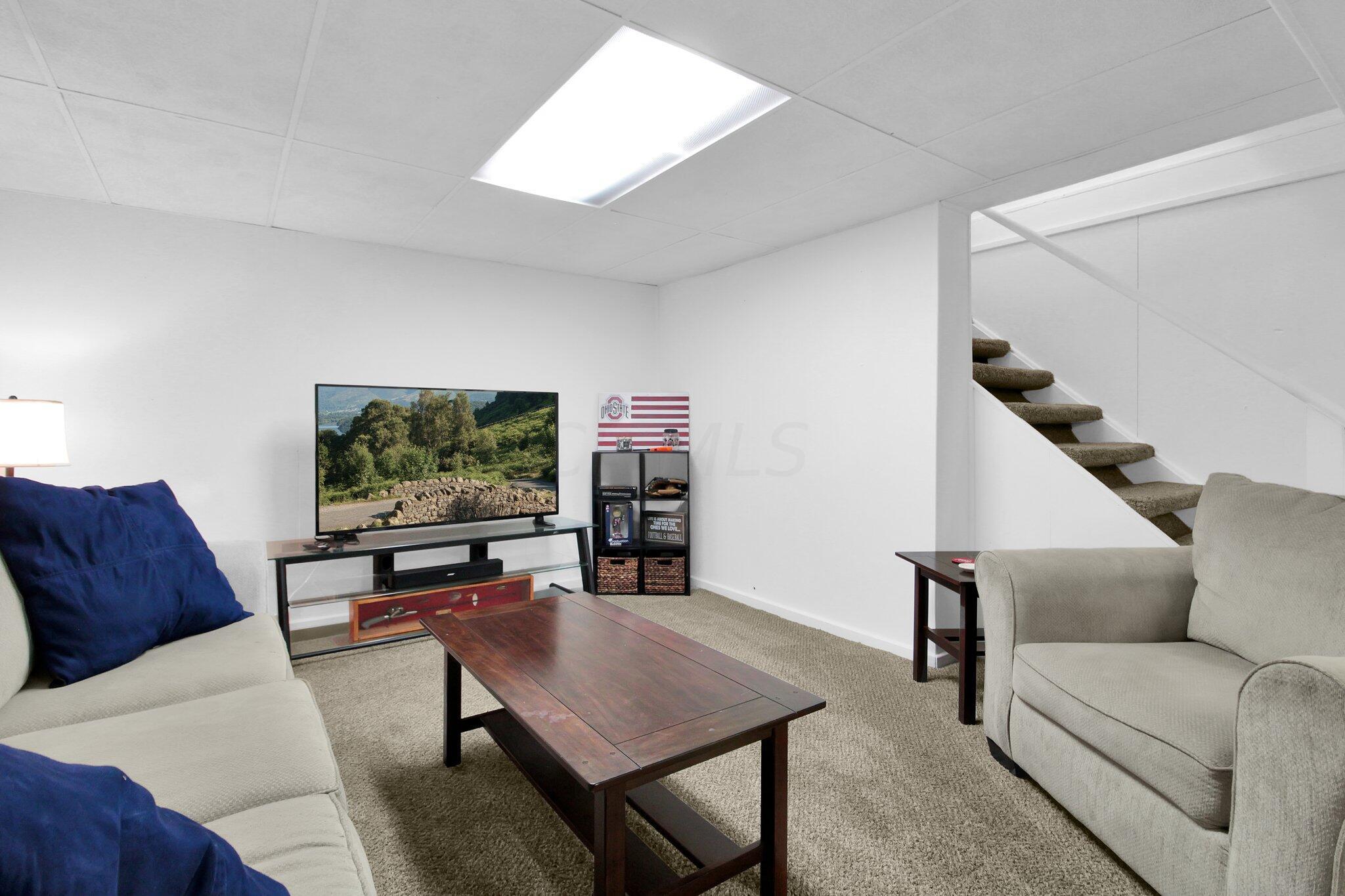 1853 Brookfield Road Columbus, OH 43229 - Photo 20 of 25 20-web-or-mls-1853-brookfield-rd