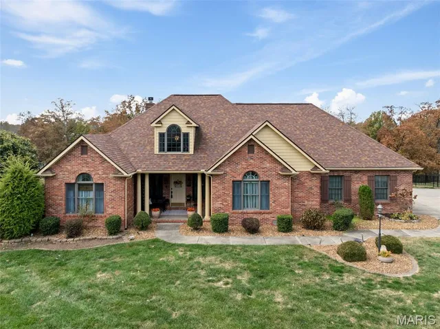 $549,900 | 5755 Briars Landing, Millstadt, IL 62260