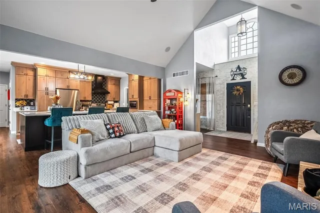 $549,900 | 5755 Briars Landing, Millstadt, IL 62260