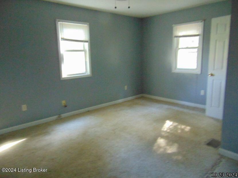 825 West Blue Lick Road Shepherdsville, KY 40165 - Photo 8 of 17 087