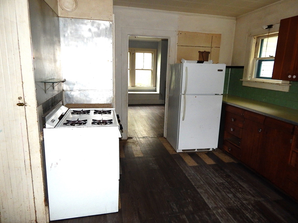243 High Street Athol, MA 01331 - Photo 11 of 15