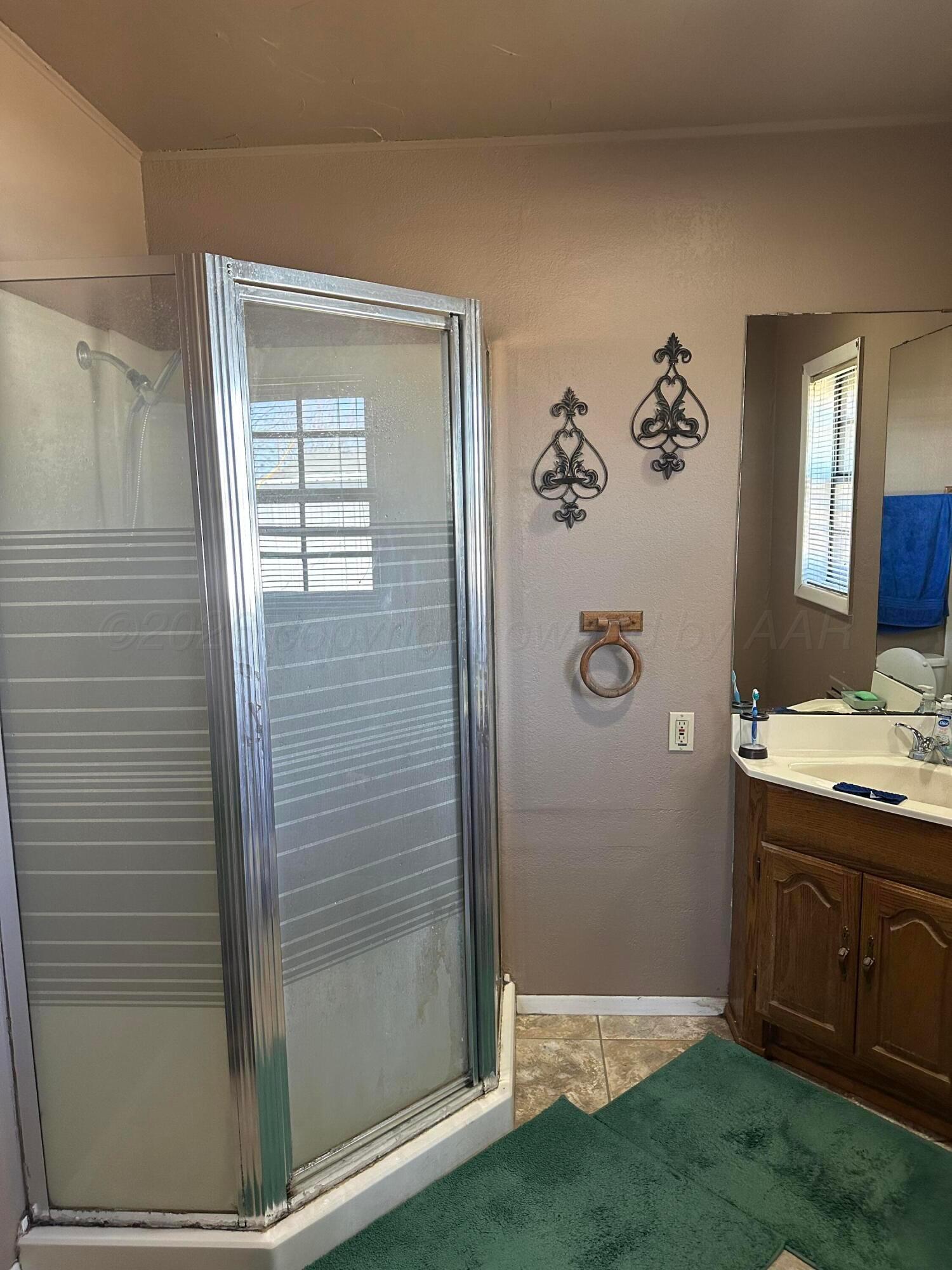680 Evergreen Street Borger, TX 79007 - Photo 13 of 15 IMG_3894-preview