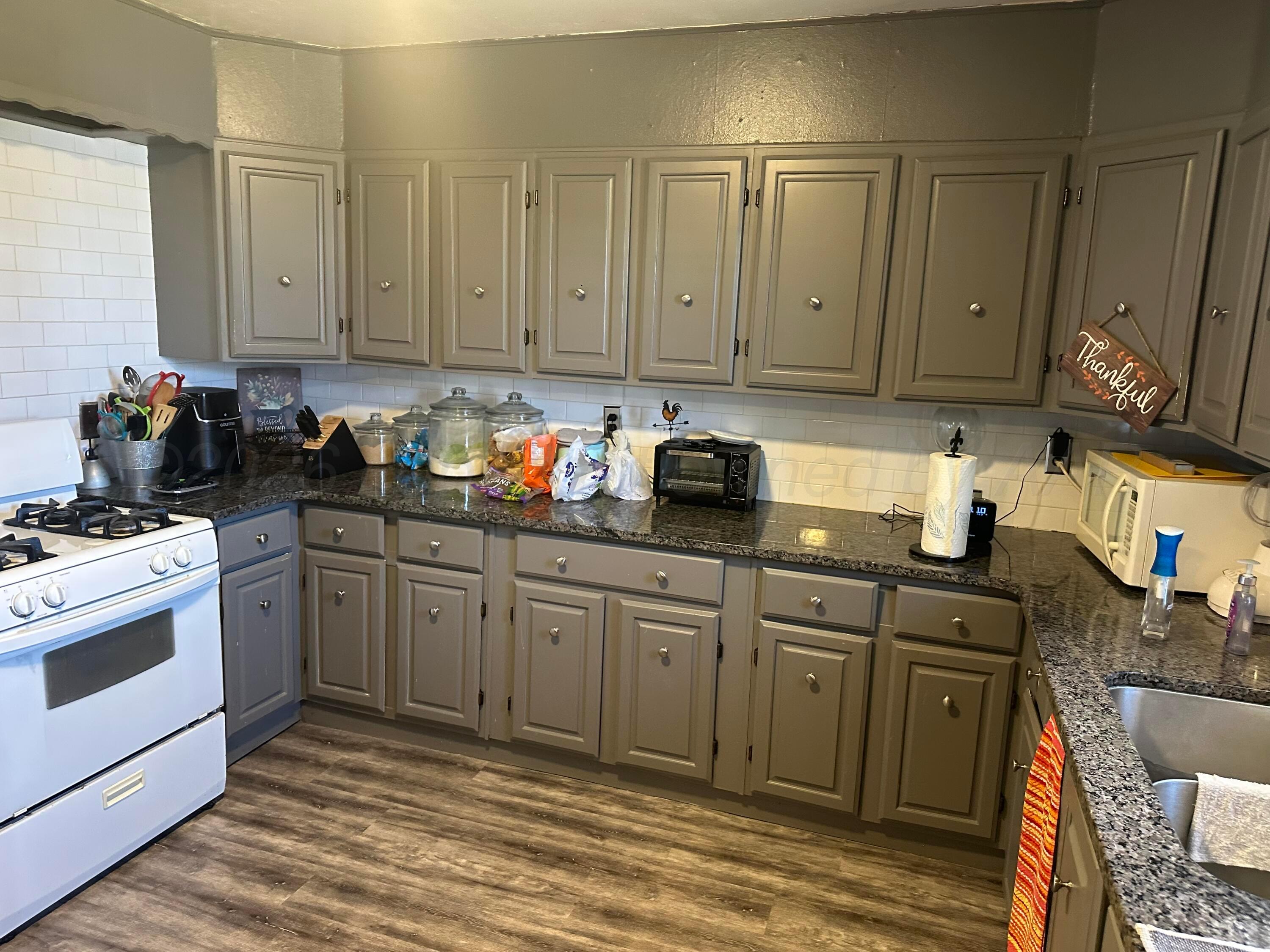 680 Evergreen Street Borger, TX 79007 - Photo 5 of 15 IMG_3886-preview