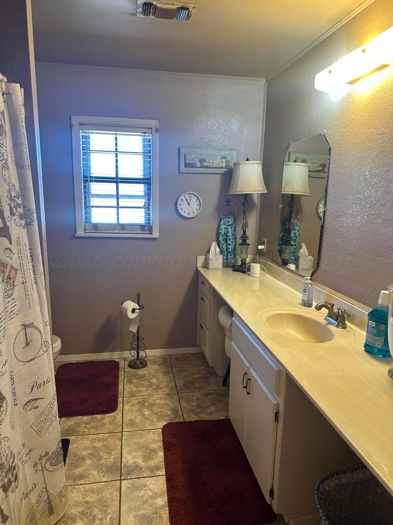 680 Evergreen Street Borger, TX 79007 - Photo 8 of 15 IMG_3889-preview
