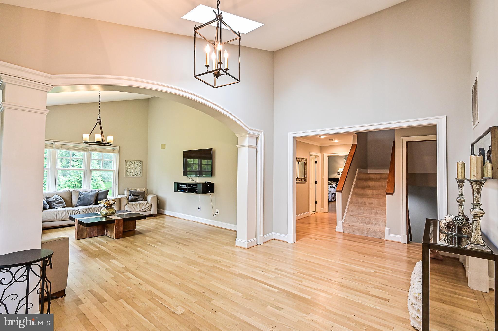 735 Seneca Road Great Falls, VA 22066 - Photo 16 of 45 Gallery Image 16