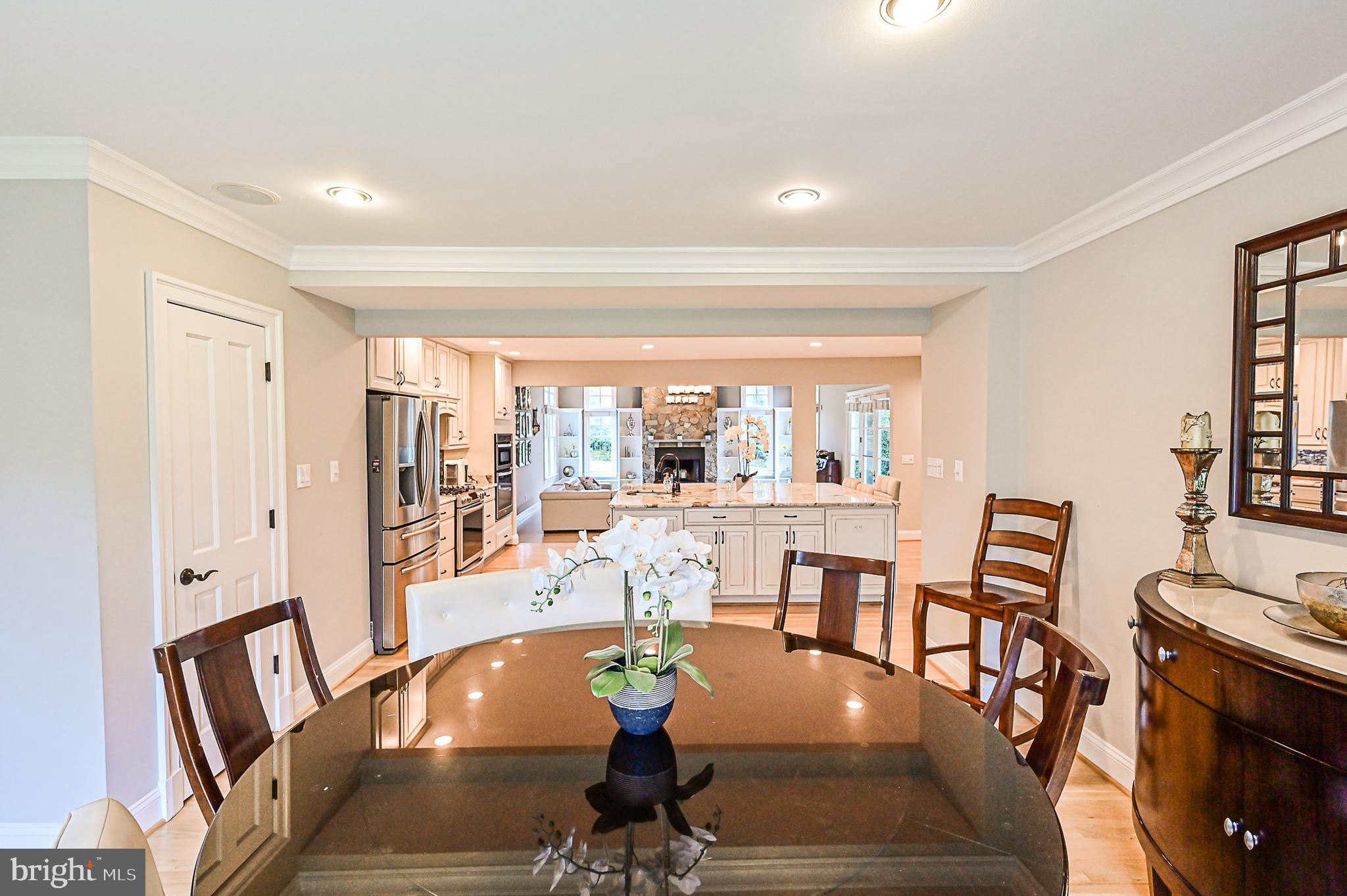 735 Seneca Road Great Falls, VA 22066 - Photo 18 of 45 Gallery Image 18