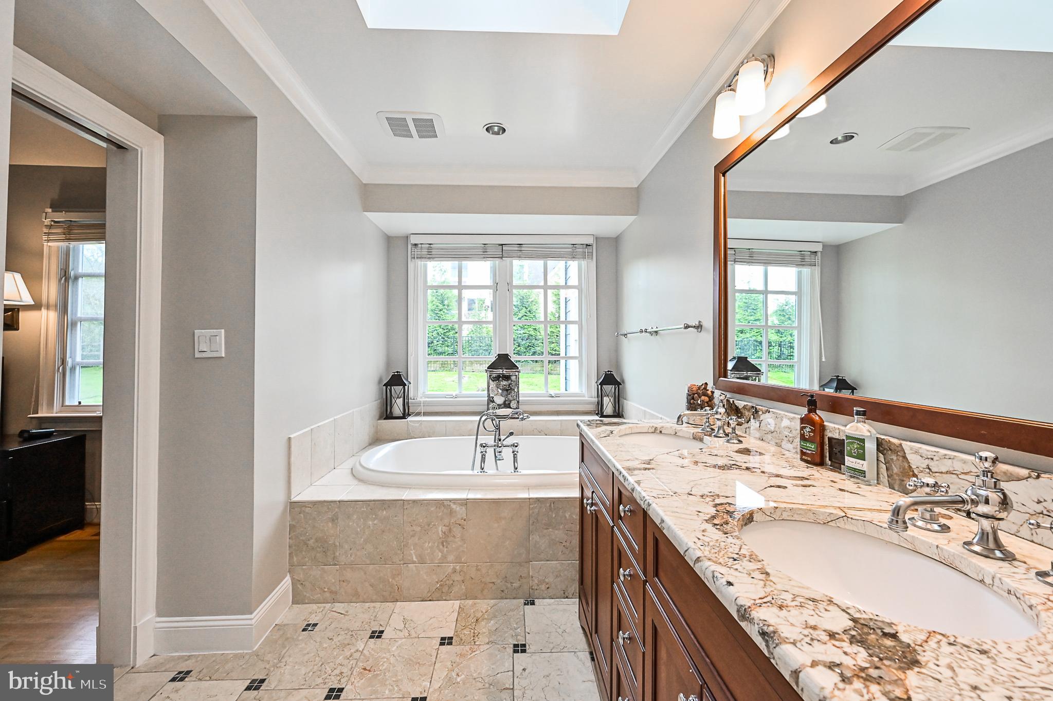 735 Seneca Road Great Falls, VA 22066 - Photo 37 of 45 Gallery Image 37