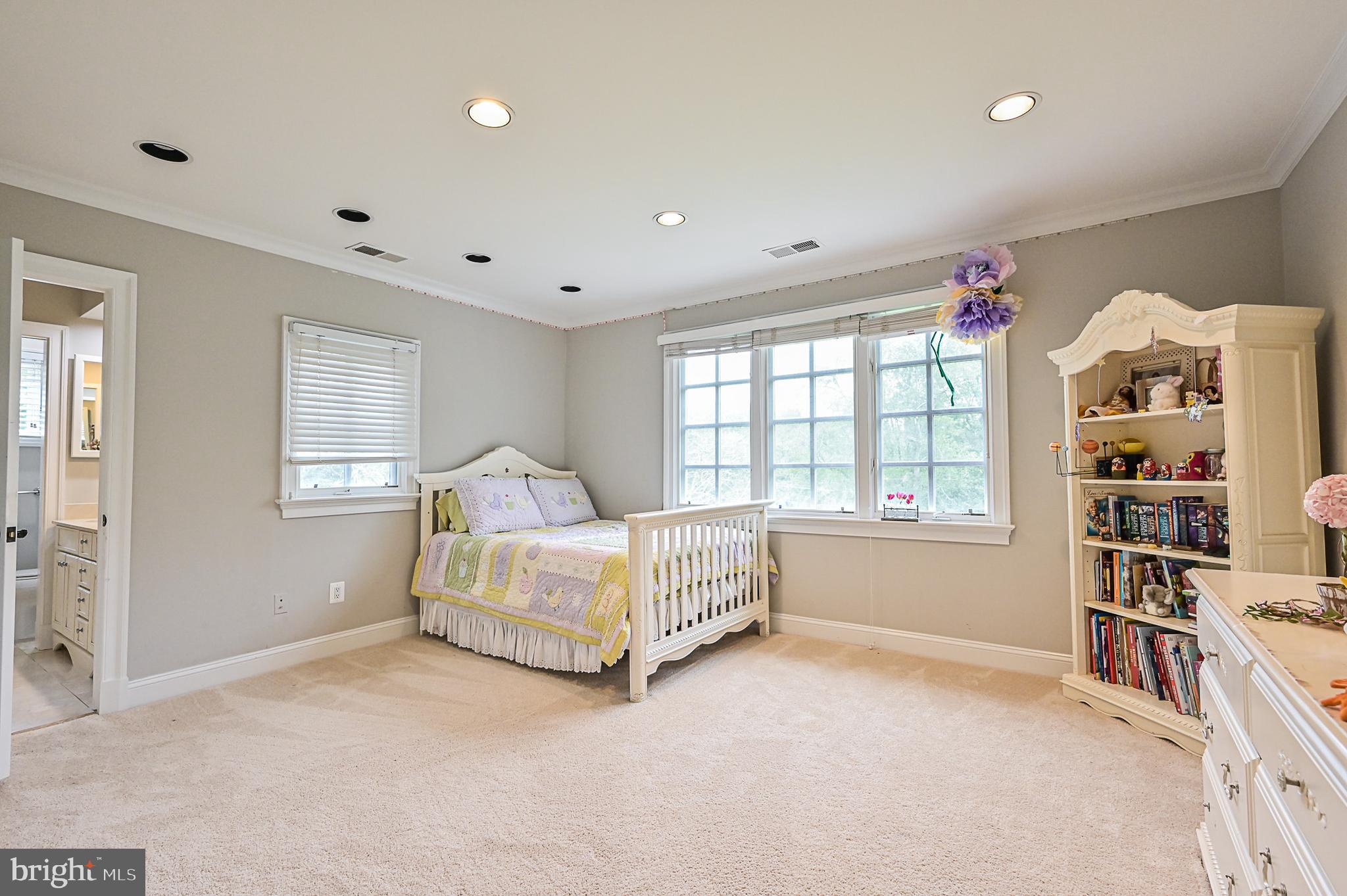 735 Seneca Road Great Falls, VA 22066 - Photo 43 of 45 Gallery Image 43