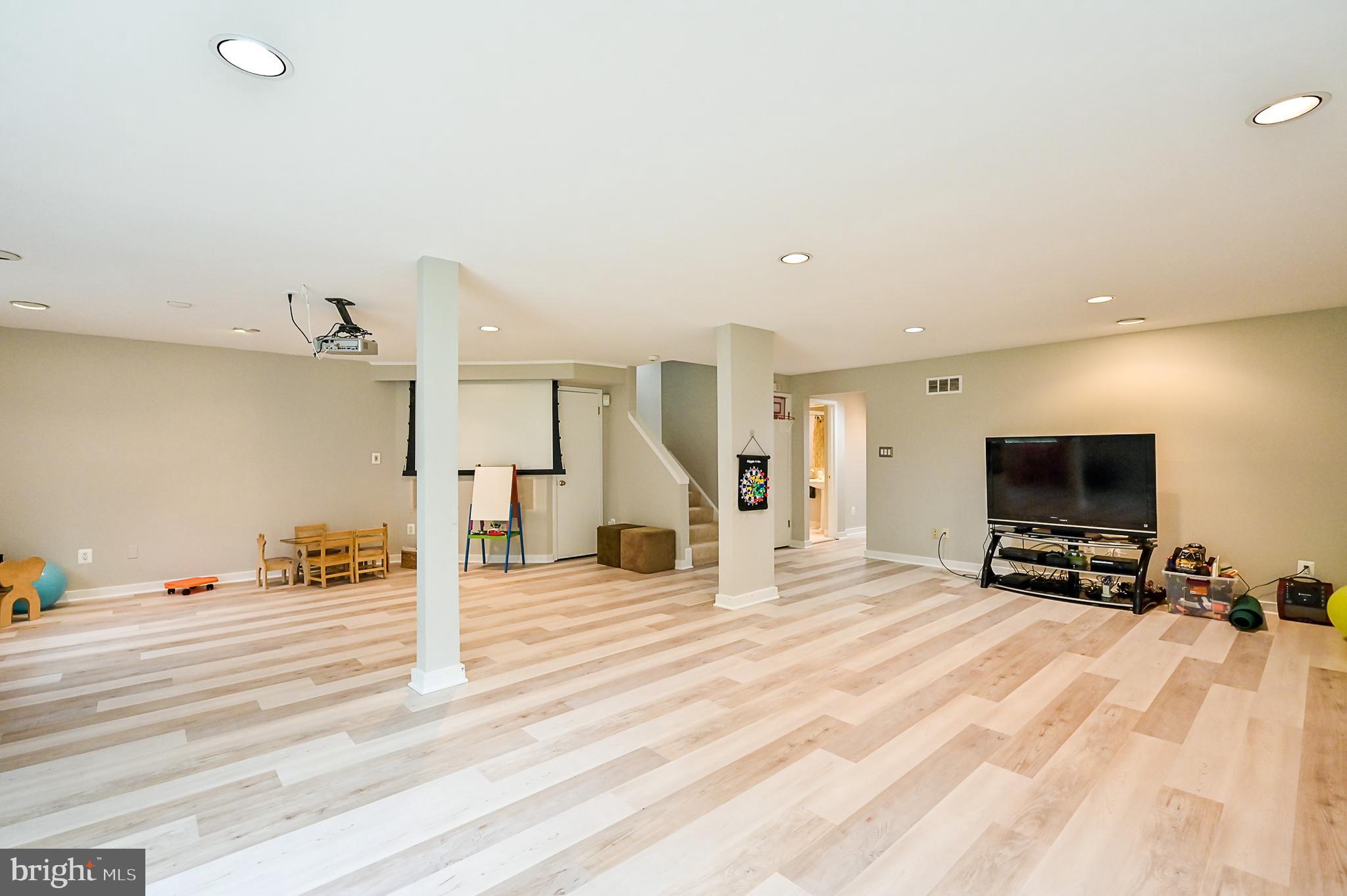735 Seneca Road Great Falls, VA 22066 - Photo 45 of 45 Gallery Image 45