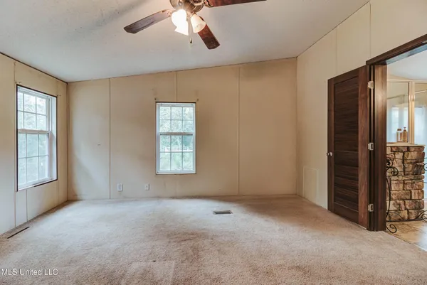 $189,000 | 7141 Road 406, Kiln, MS 39556