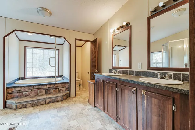 $225,000 | 7141 Road 406, Kiln, MS 39556