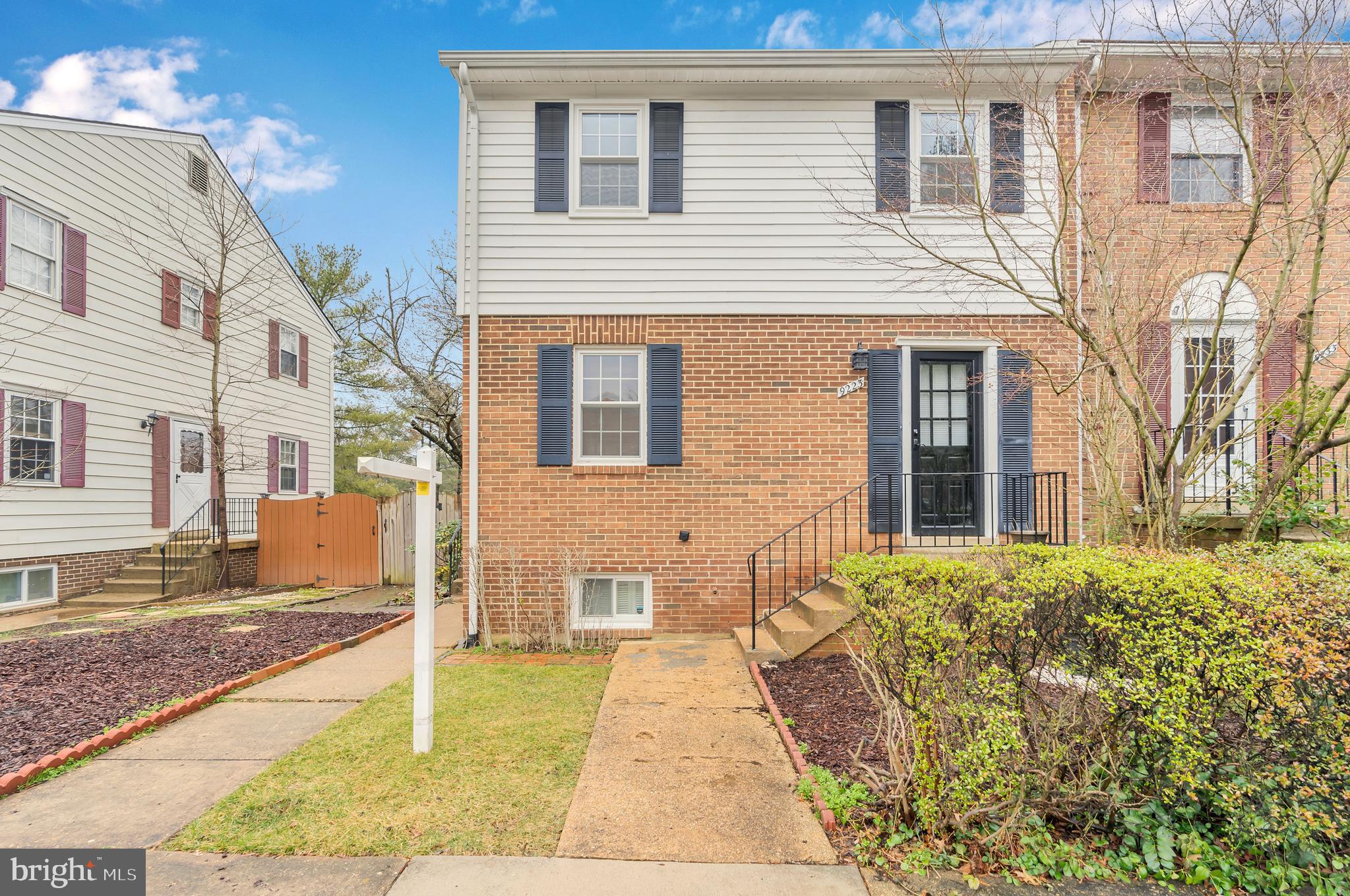 9223 Burke Road Burke, VA 22015 - Photo 2 of 31