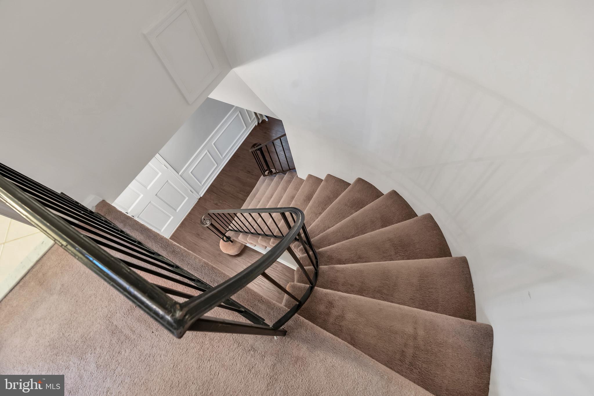 9223 Burke Road Burke, VA 22015 - Photo 15 of 31