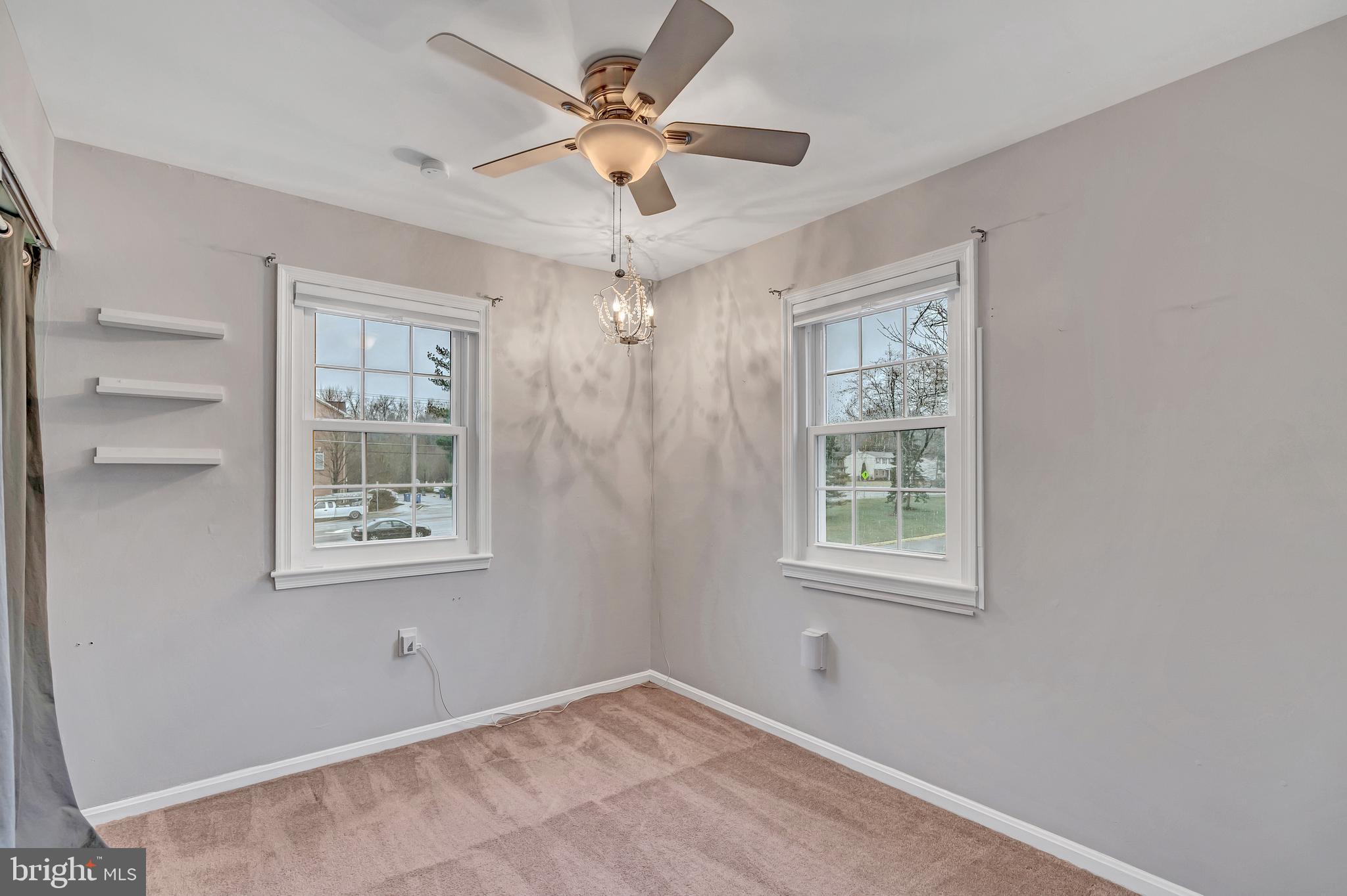 9223 Burke Road Burke, VA 22015 - Photo 20 of 31