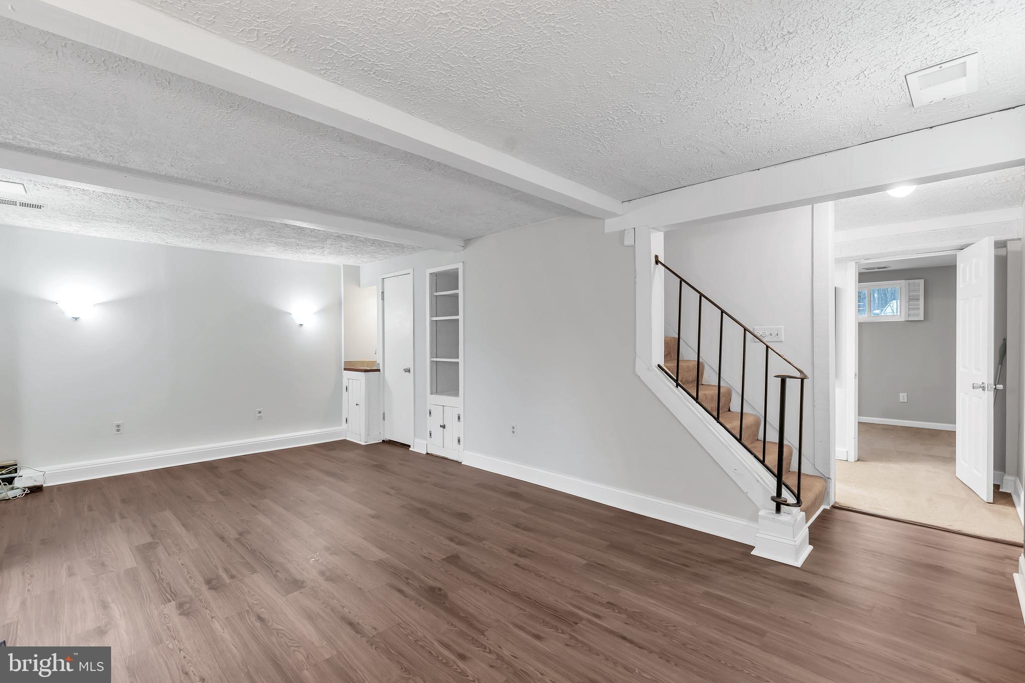 9223 Burke Road Burke, VA 22015 - Photo 22 of 31