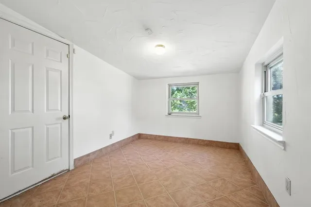 $199,900 | 325 Hastings Drive, Cedar Hill, TX 75104