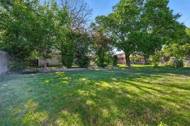 $199,900 | 325 Hastings Drive, Cedar Hill, TX 75104